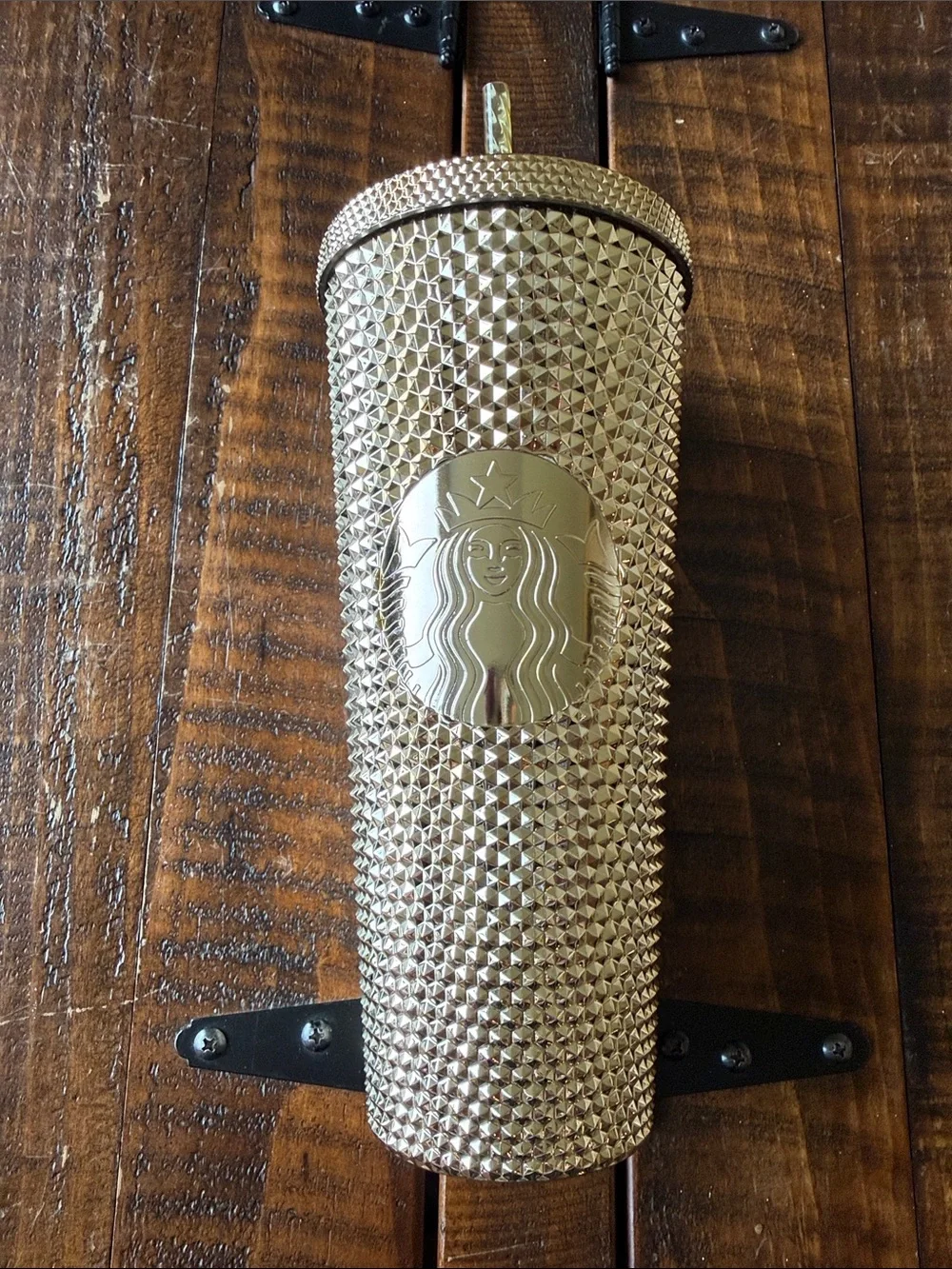 Starbucks Holiday 2021 Metallic Gold Studded Tumbler 24oz Venti Cold Cup